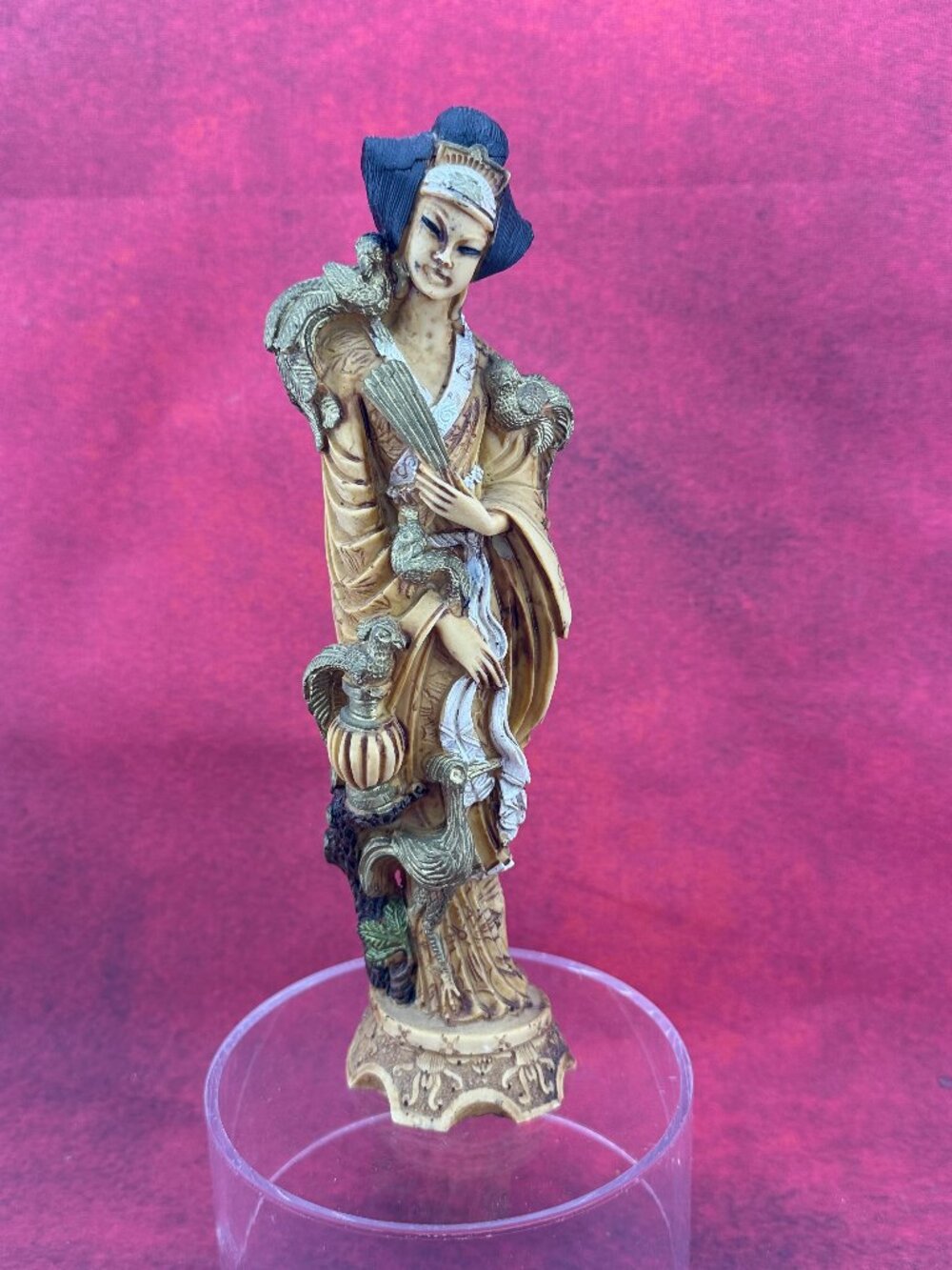 VINTAGE ASIAN WOMEN "ORIENTAL LADY GEISHA" FIGURINE HEAVY RESIN HAND-PAINTED 10"
